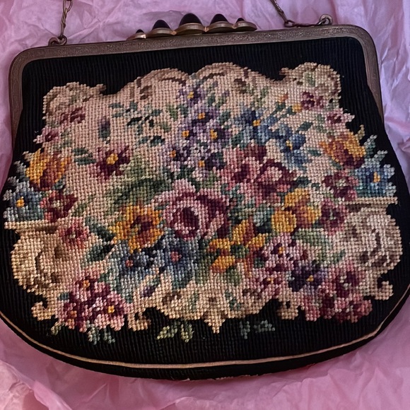 Vintage Rare Floral Needlepoint Tapestry Bag.Made In Australia 🔺FIRM🔺 - Picture 2 of 16